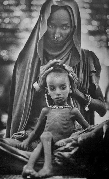  1985 г. Стэн Гроссфелд за серию фотографий голода в Эфиопии 