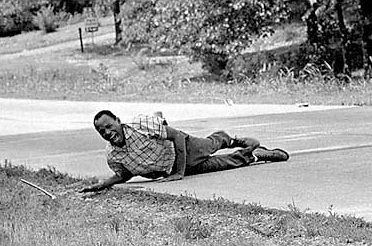 1967 г. Джек Торнелл за фотографию, сделанную сразу же после выстрела в Джеймса Мередита, активного борца за права человека 
