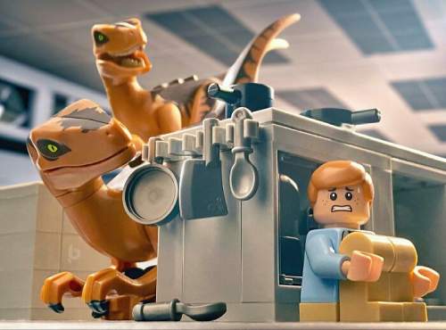 Фигурки Lego для воссоздания популярных сцен из фильмов, сериалов и игр.