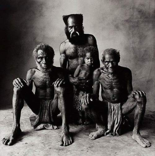 Отец, сын, дедушка и прадедушка, Новая Гвинея, 1970 год.