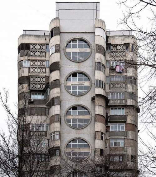 Жилой дом, Ташкент, Узбекистан, построен в 80-х годах Архитектор Виктор Бреусенко