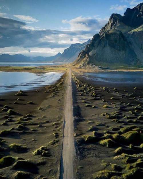 Удивительный пейзаж Исландии